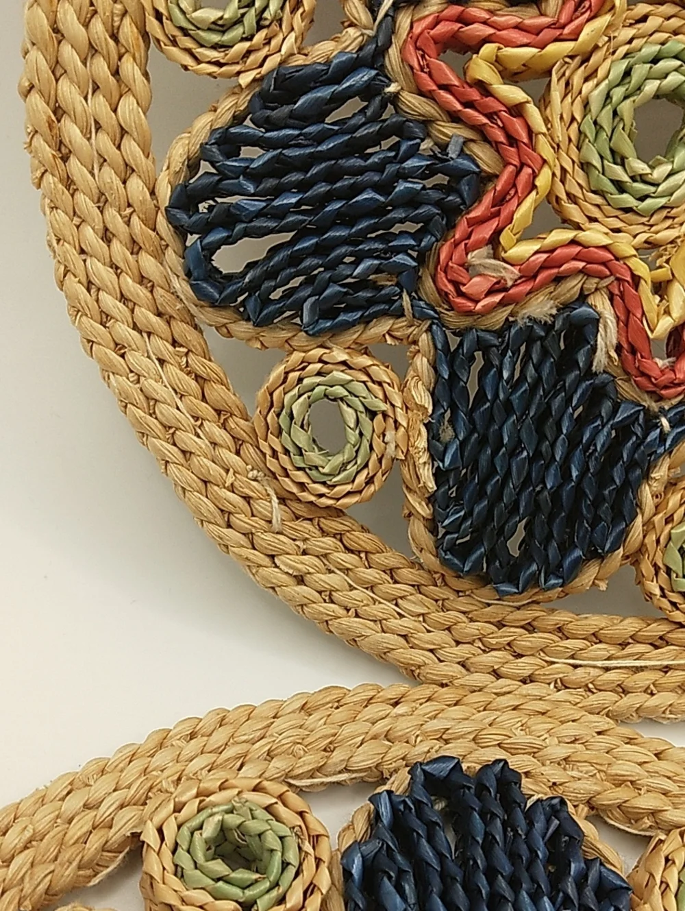 Pair Of Vintage Boho Raffia/Rattan Trivets/Wall Decor.   READ.